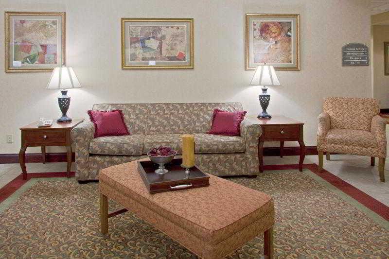 Holiday Inn Express & Suites Orlando International Airport, An Ihg Hotel Стая снимка
