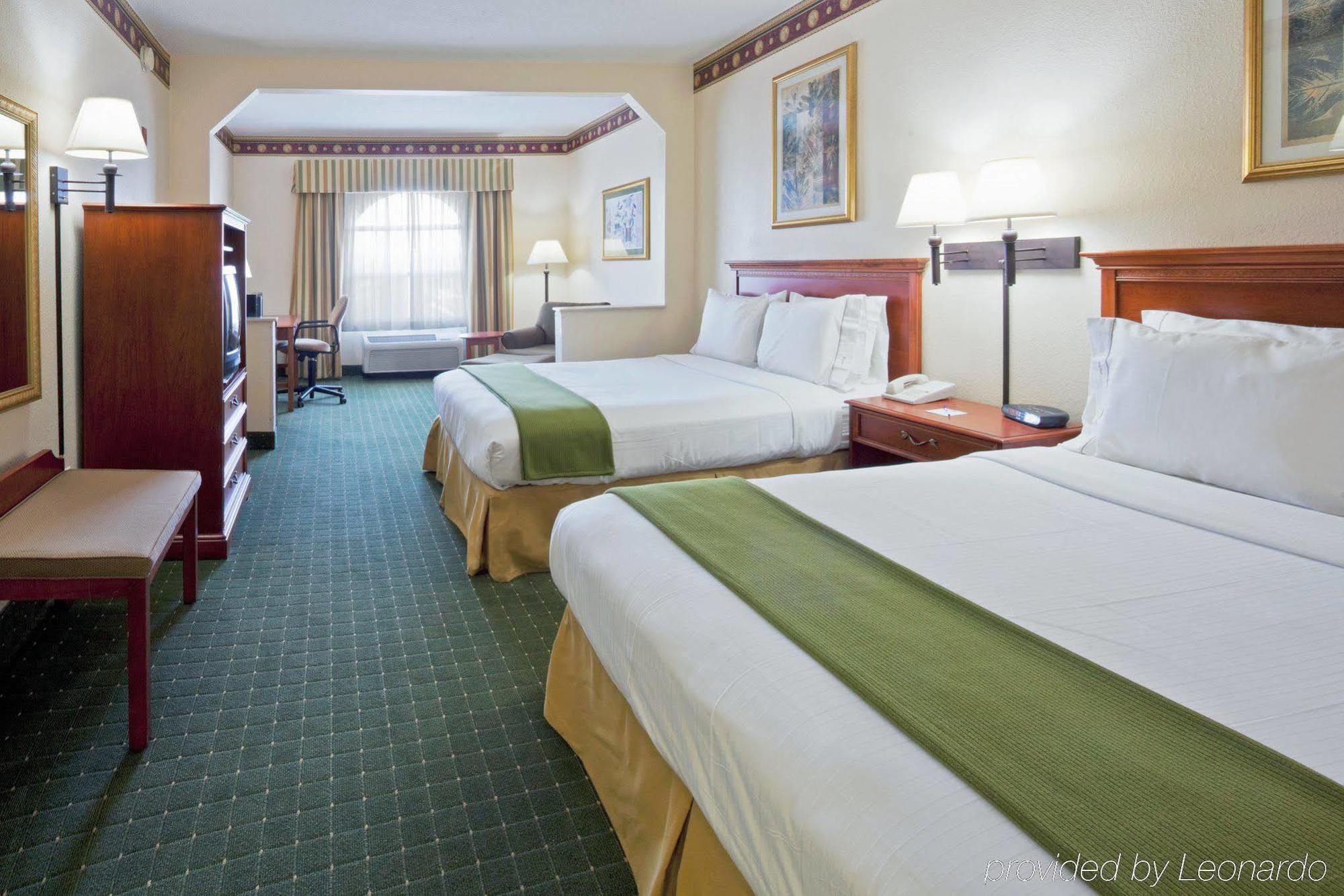 Holiday Inn Express & Suites Orlando International Airport, An Ihg Hotel Стая снимка
